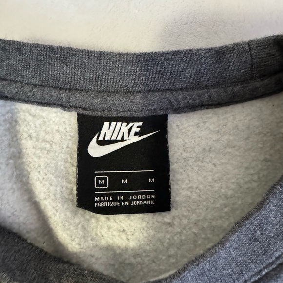 Gray Nike crew neck - Picture 4 of 5